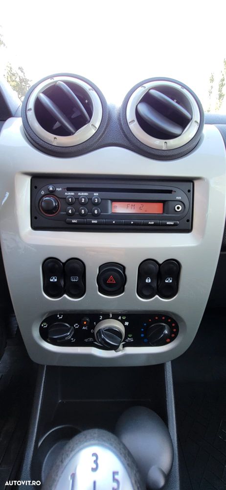 Dacia Logan 1.2 Laureate - 7