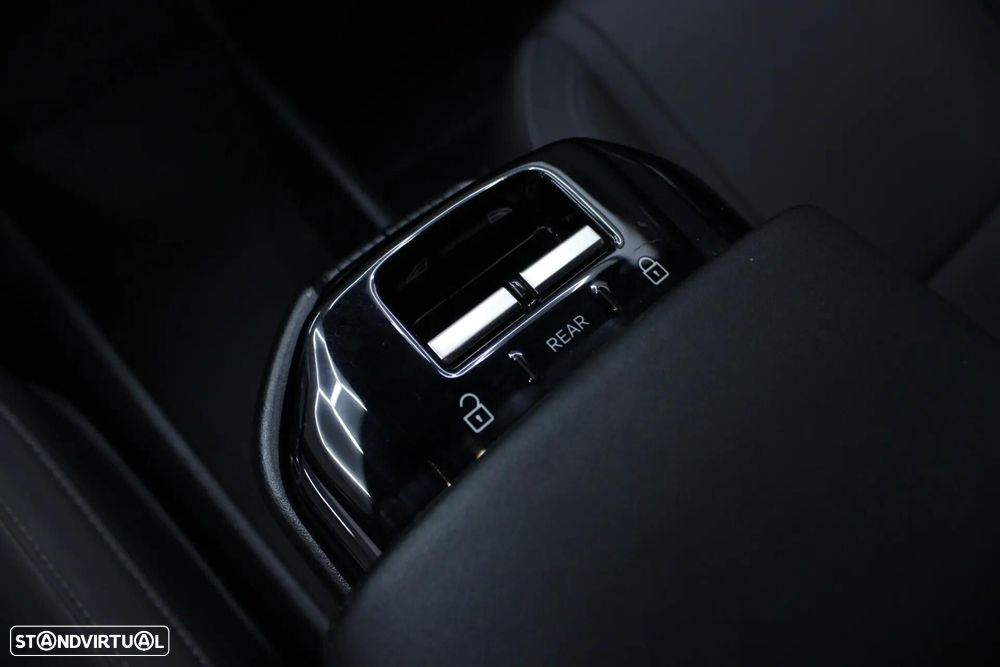 Volvo EX30 69 kWh Single Motor Extended Range Core - 16