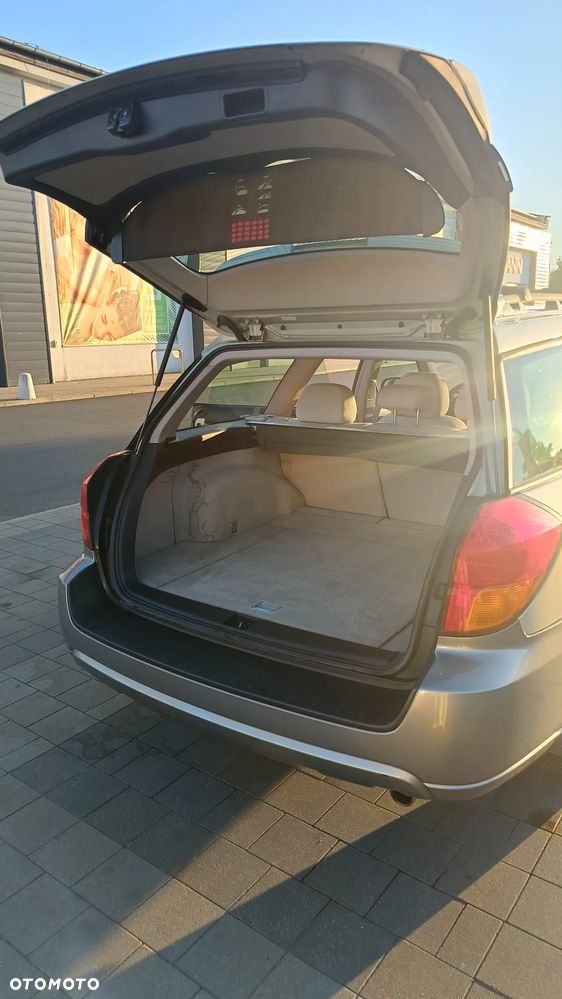 Subaru Legacy 2.5i AT - 13