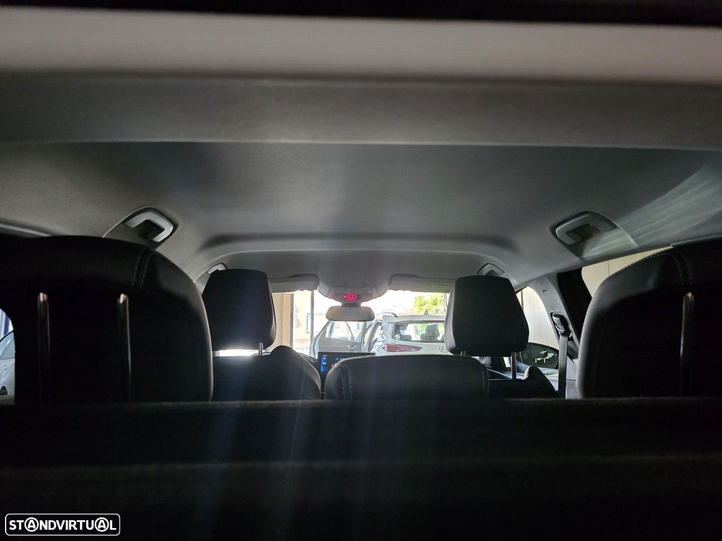 Peugeot 3008 1.5 BlueHDi Allure EAT8 - 38