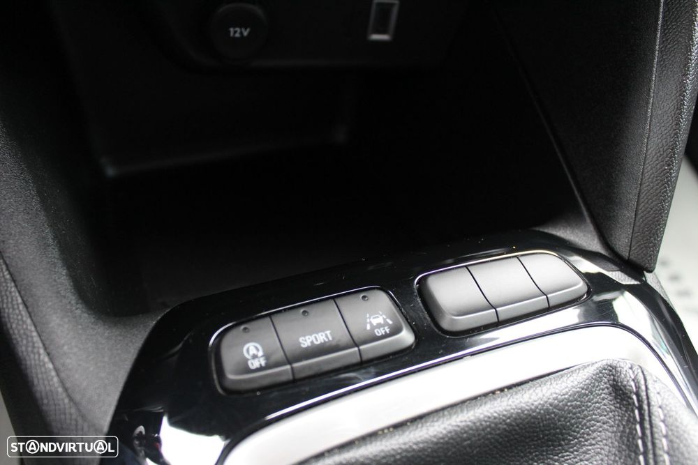 Opel Corsa 1.2 T GS - 11