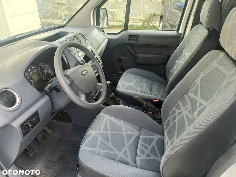 Ford Transit Connect - 3