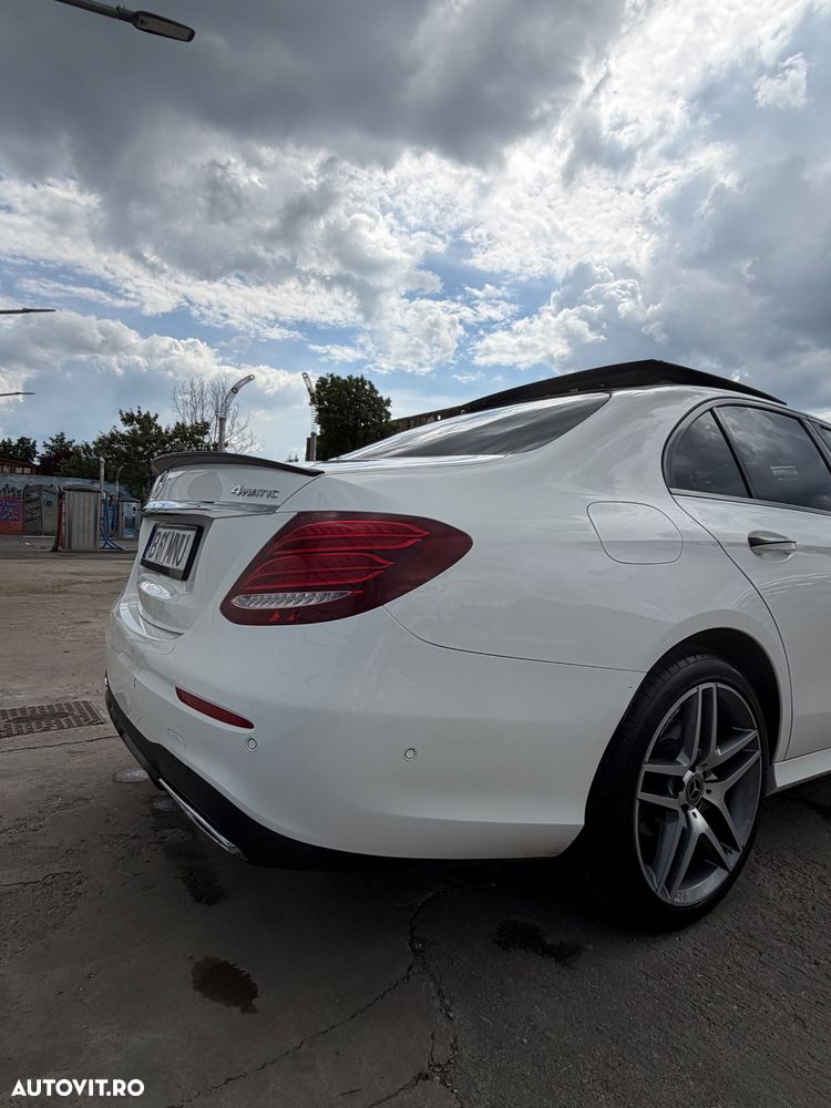 Mercedes-Benz E 220 d 4MATIC Aut. - 3