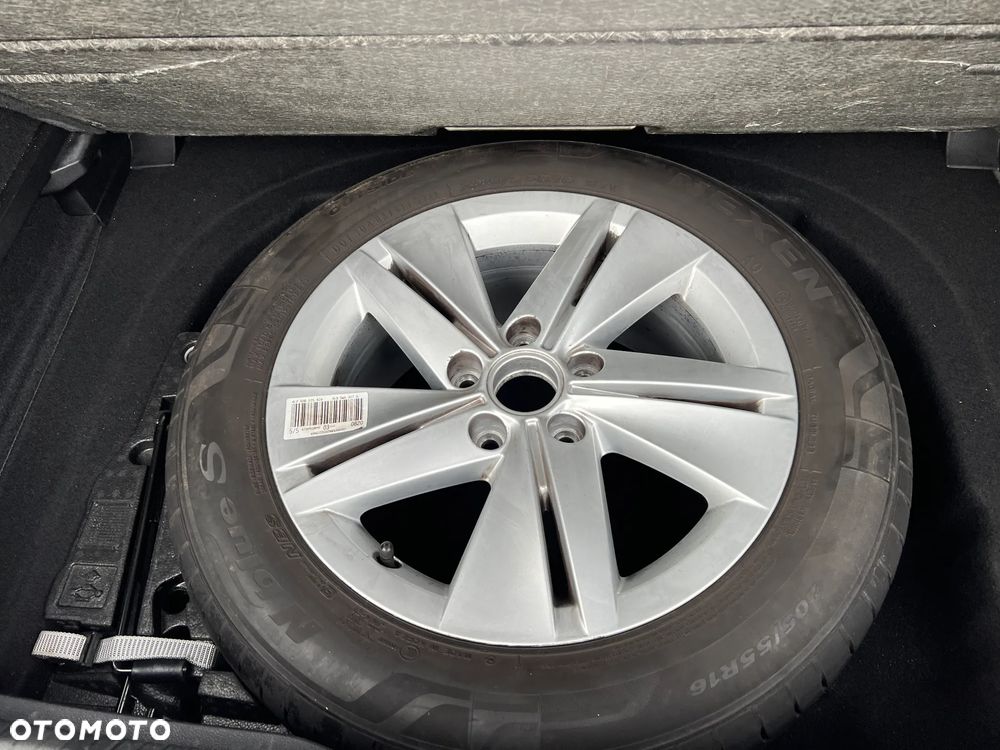 Volkswagen Golf - 30