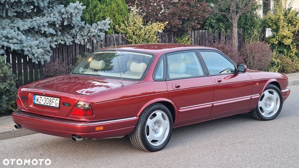 Jaguar XJR 4.0 - 2