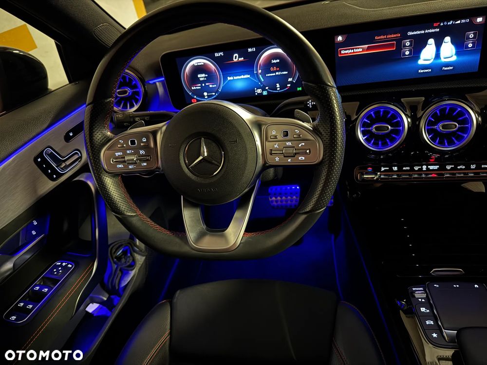 Mercedes-Benz Klasa A 180 d AMG Line 7G-DCT - 14