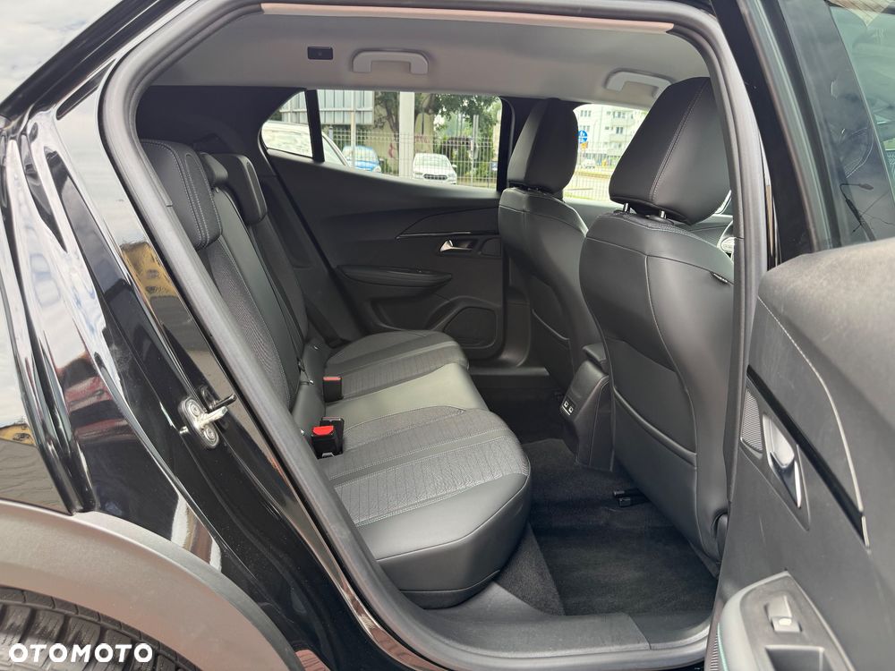 Peugeot 2008 PureTech 130 Allure - 33