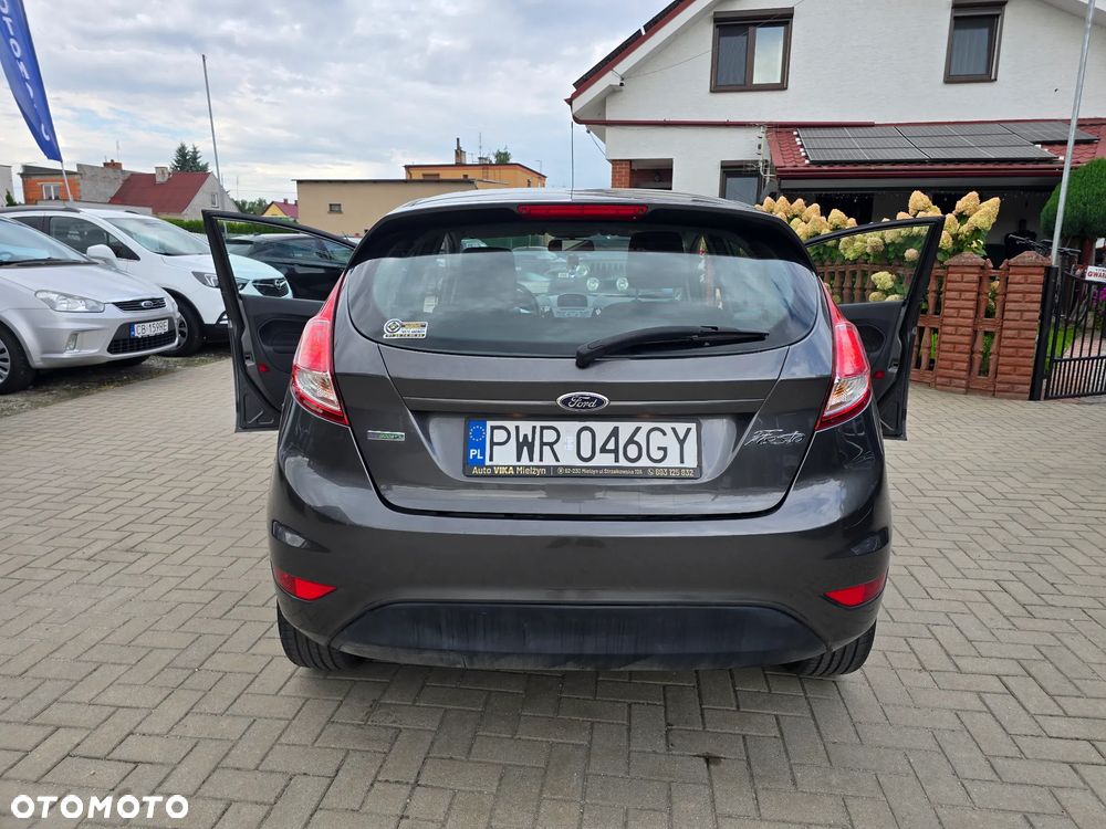 Ford Fiesta - 22