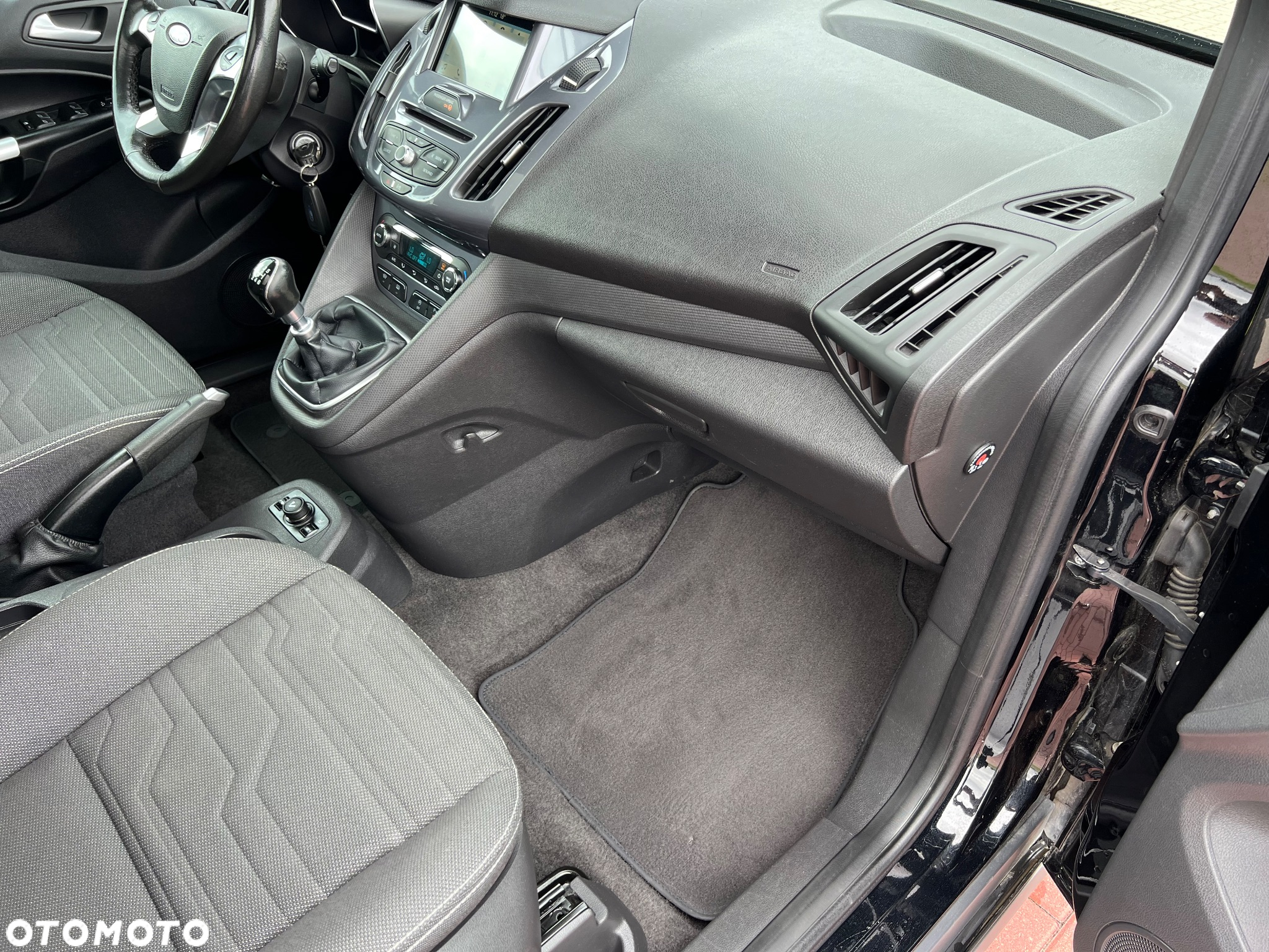 Ford Tourneo Connect 1.5 EcoBlue Start-Stop Titanium - 12