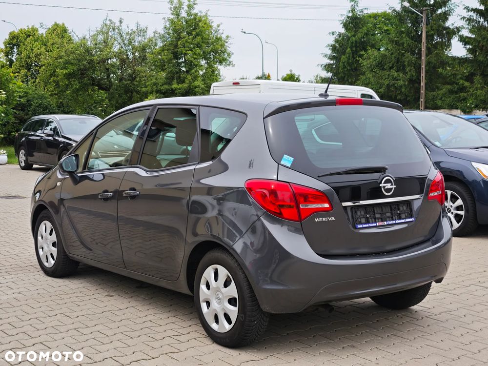 Opel Meriva 1.4 Design Edition - 9