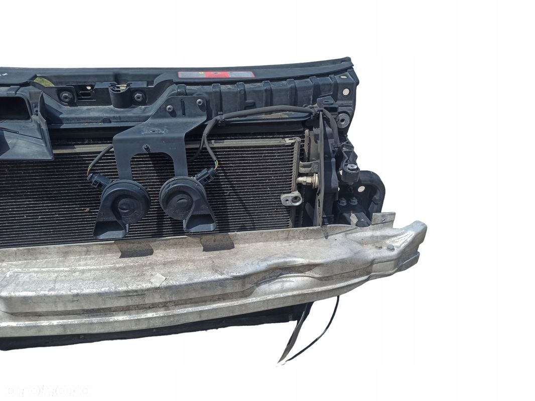 Pas przedni wzmocnienie chłodnice wentylator AUDI A6 C6 3.2FSI automat - 3