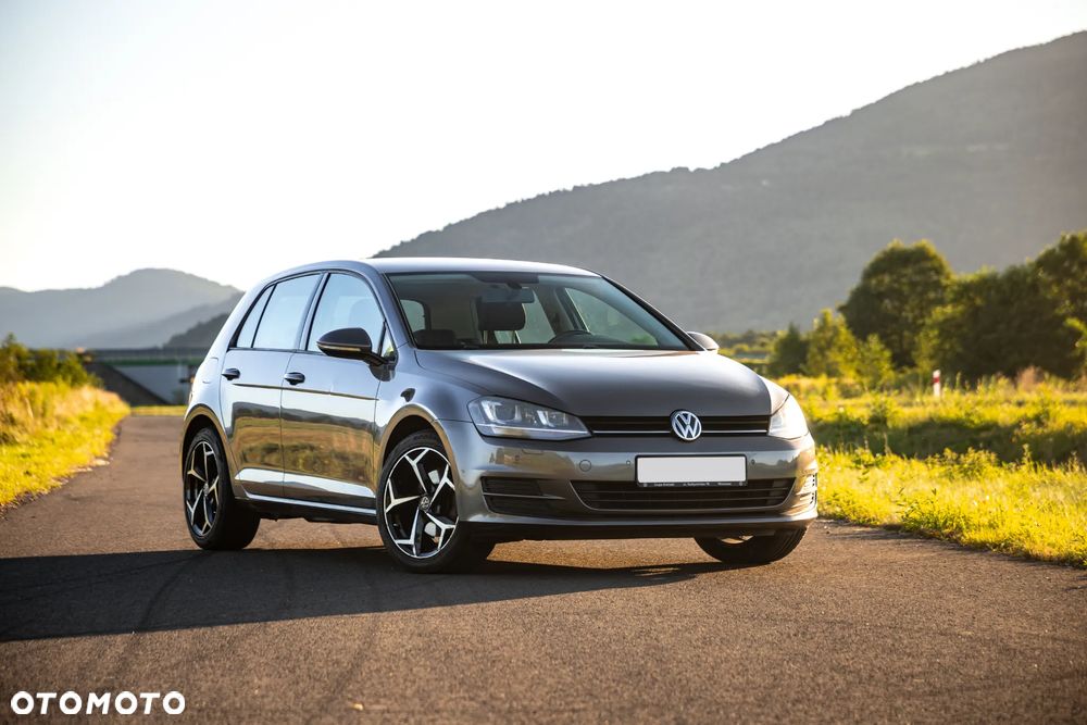 Volkswagen Golf 1.2 TSI BlueMot Comfortline - 1