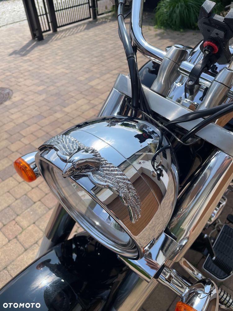 Suzuki VL 800 Volusia - 16