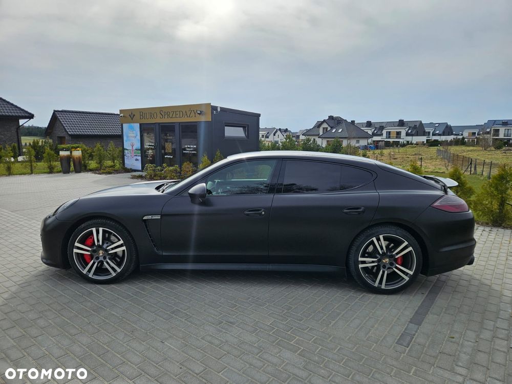 Porsche Panamera - 5