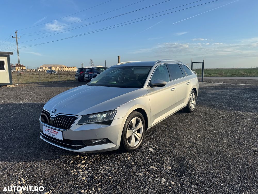 Skoda Superb Combi 2.0 TDI Style - 2
