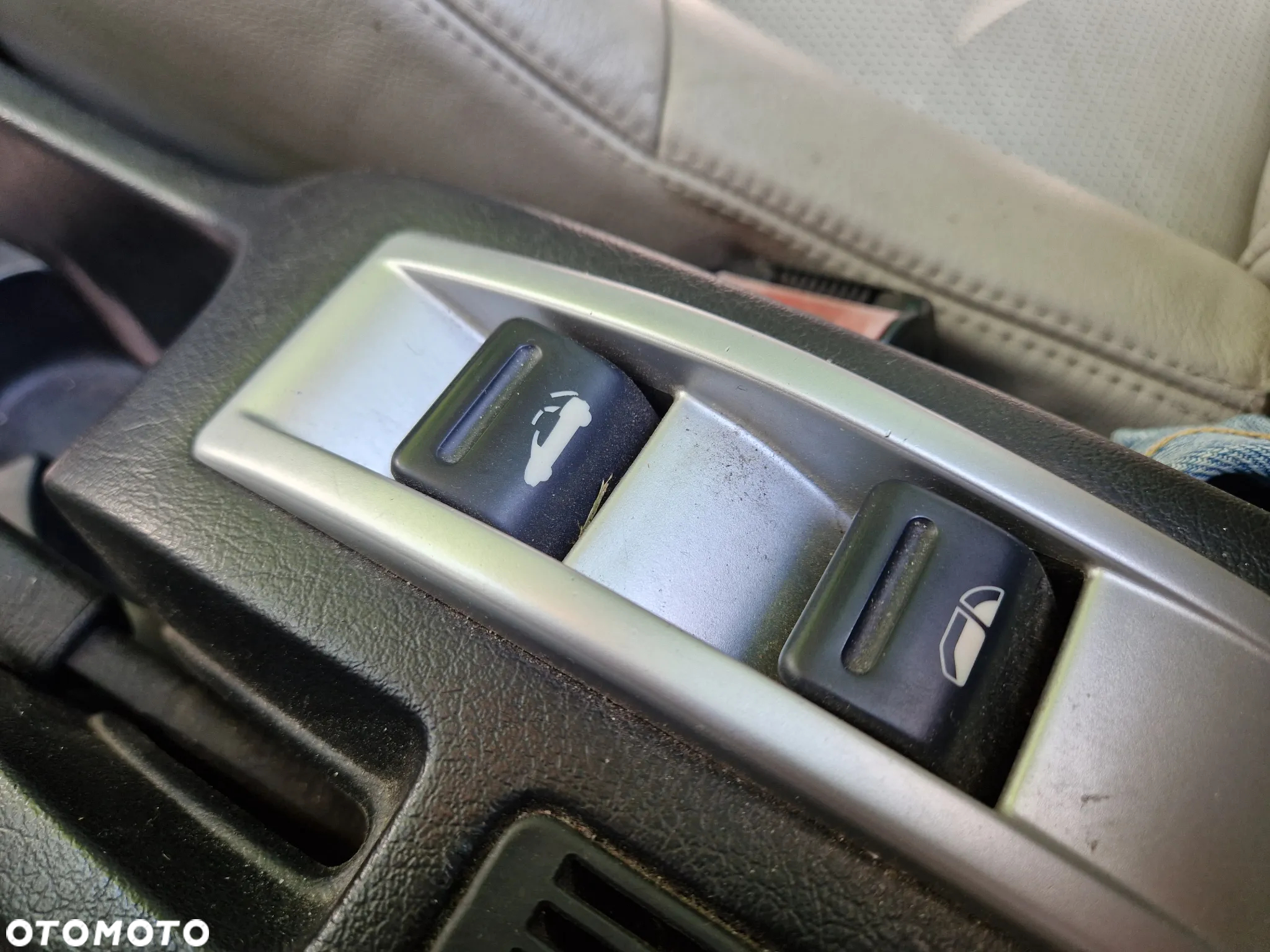 Peugeot 307 CC 2.0 HDi Intense - 10