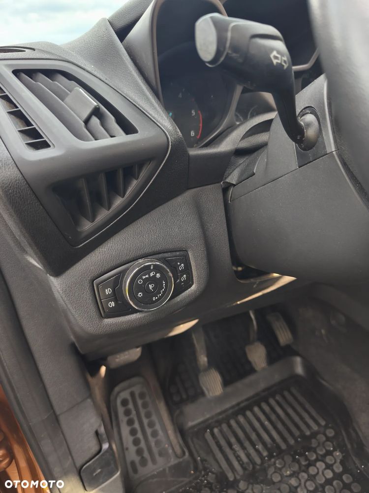 Ford Tourneo Connect Grand - 14
