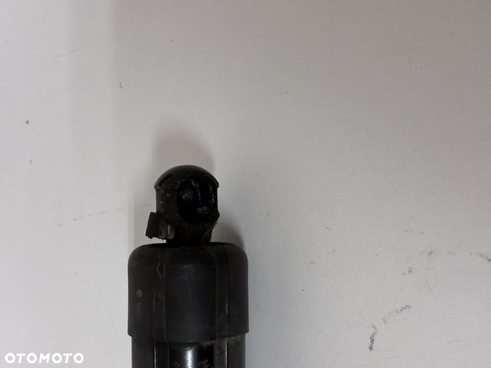HYUNDAI I40 KOMBI SIŁOWNIK KLAPY LEWY PRAWY KOMPLET 81770-3Z100 81780-3Z100 - 8