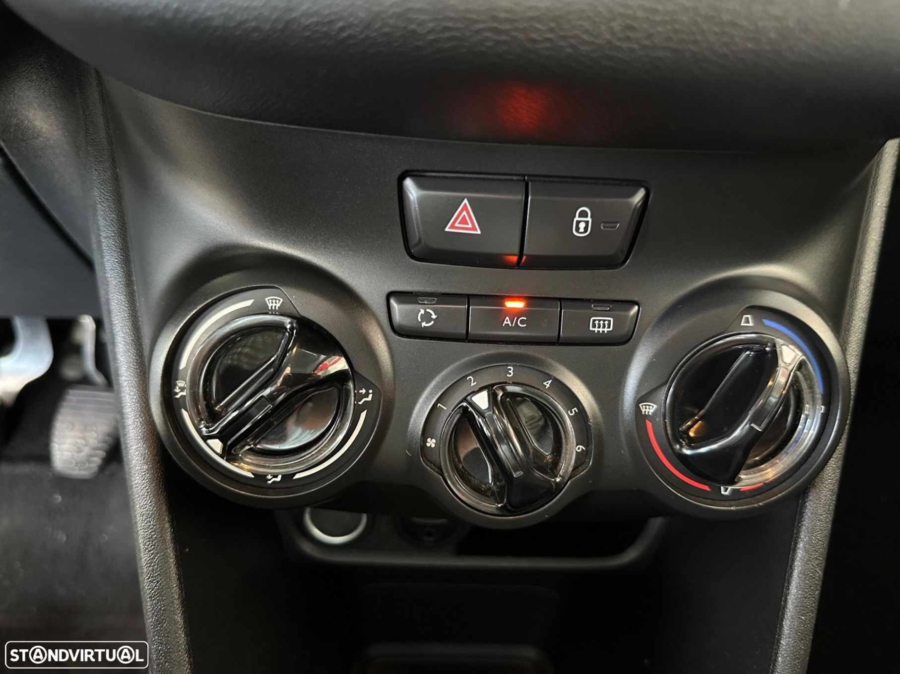 Peugeot 208 1.4 HDi Active - 10