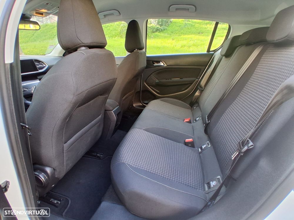 Peugeot 308 1.5 BlueHDi Business Line - 20