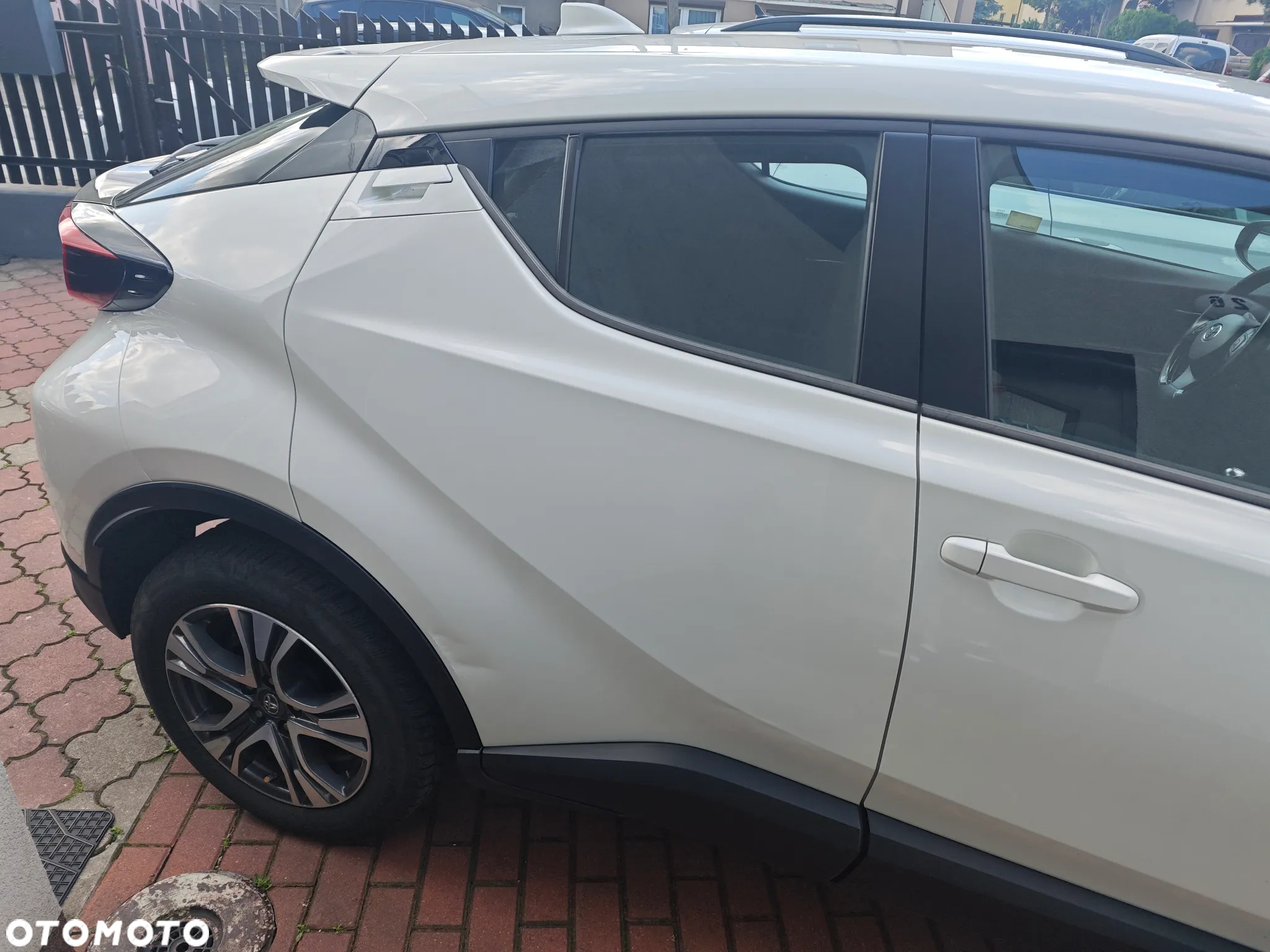 Toyota C-HR 1.2 T Comfort - 9