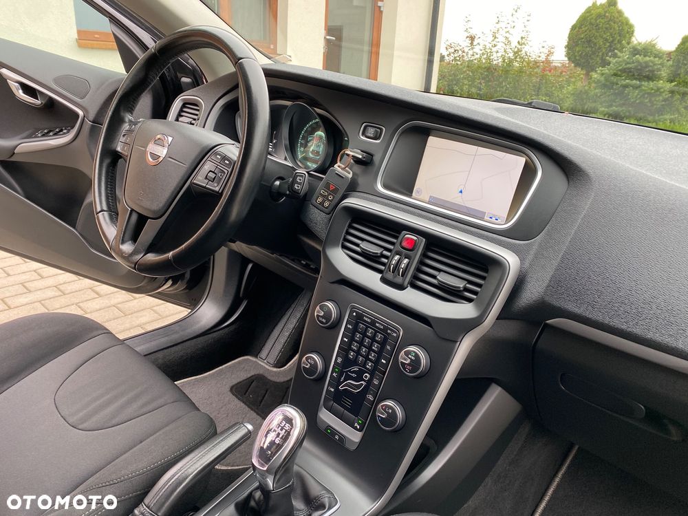 Volvo V40 D2 Kinetic - 10