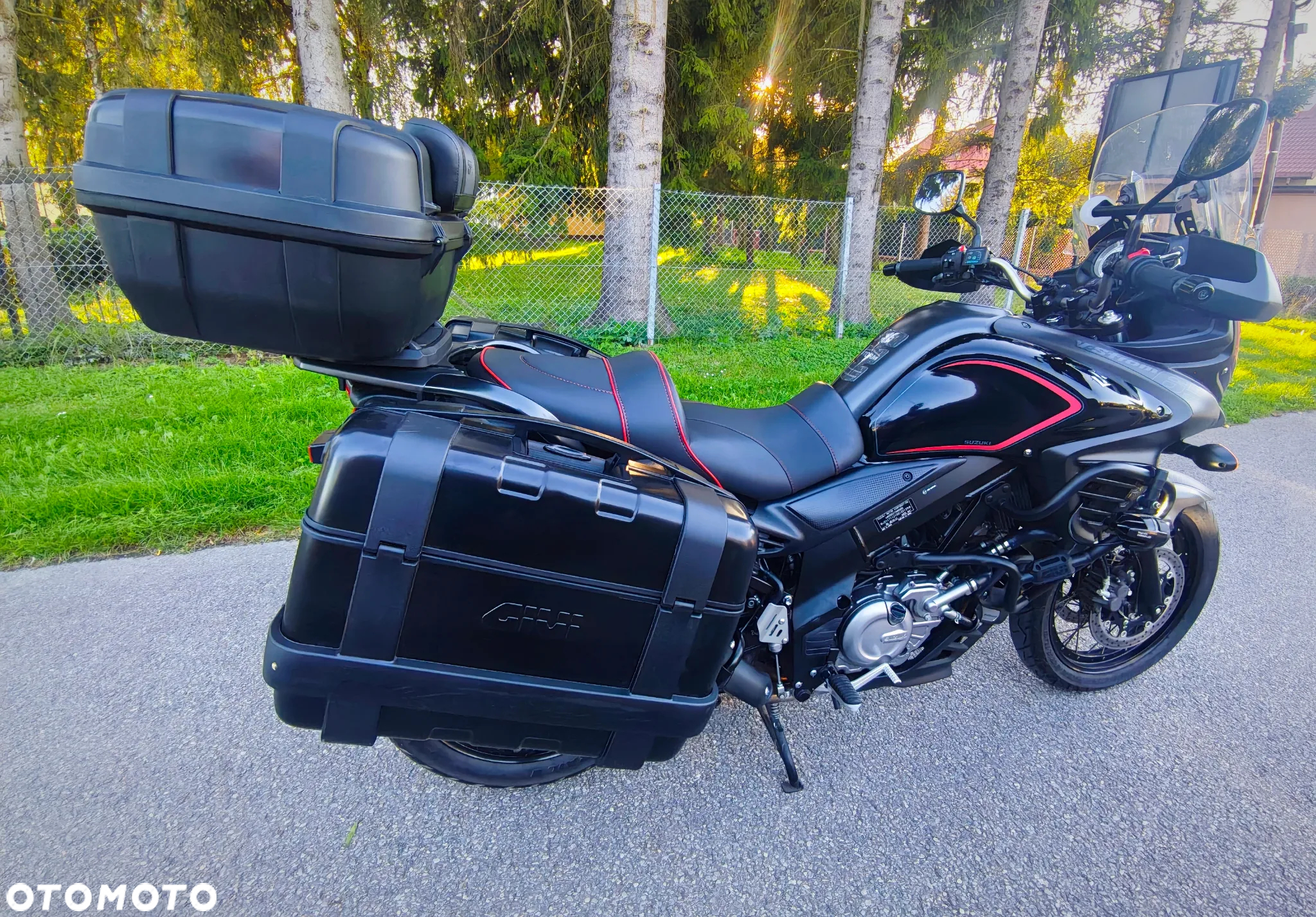 Suzuki V-STROM - 6