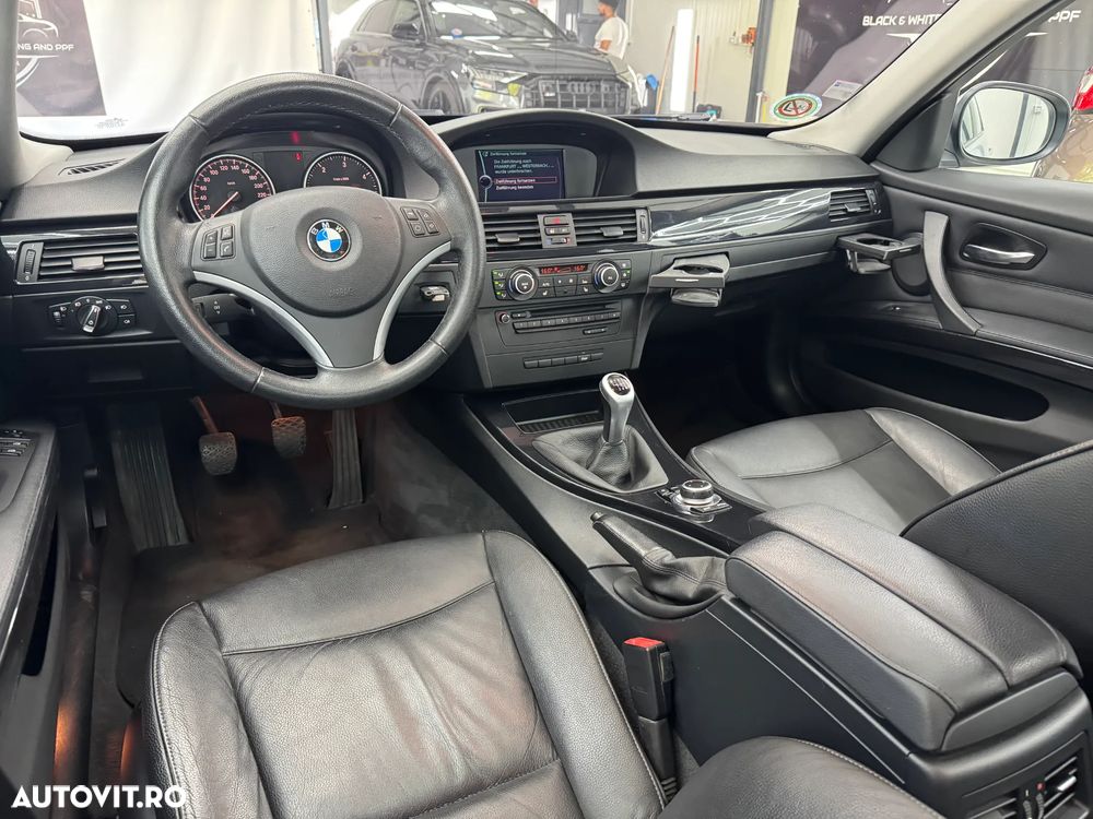BMW Seria 3 320d DPF Blue Performance Edition Exclusive - 6