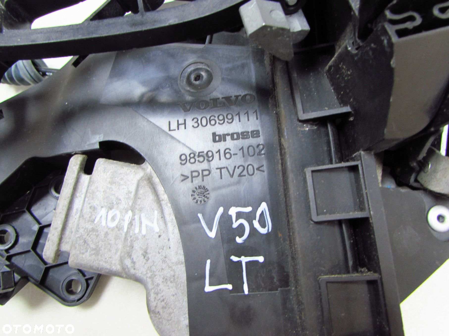VOLVO S40 V50 04-12 ZAMEK DRZWI TYL LEWY 30699111 10 PIN - 7