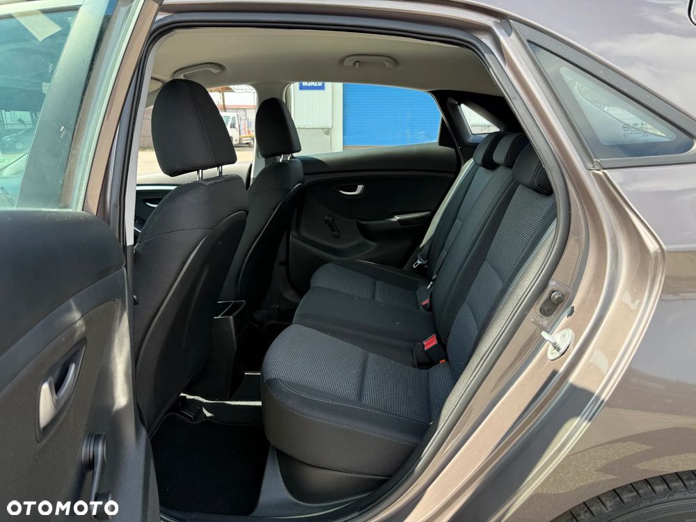 Hyundai i30 1.4 Comfort - 5