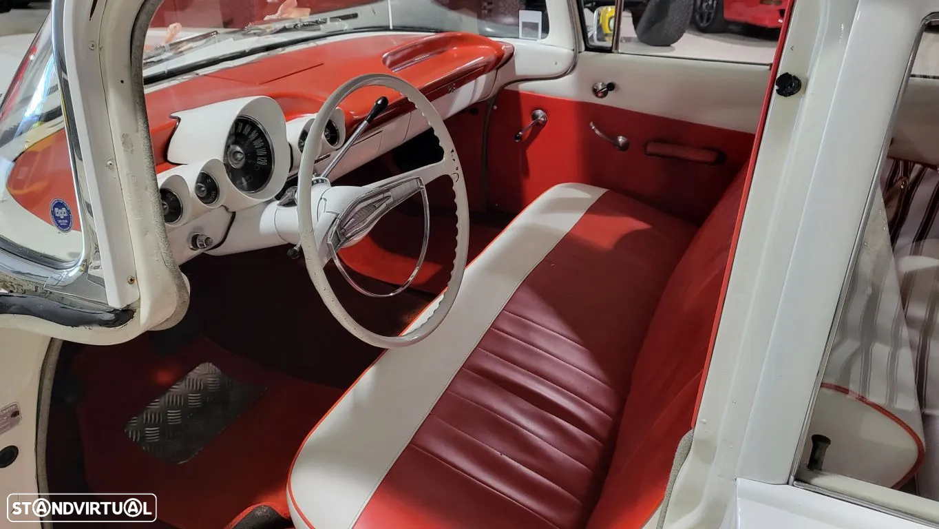 Chevrolet Impala - 8