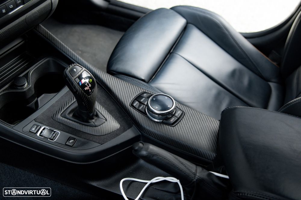 BMW M135i xDrive - 33