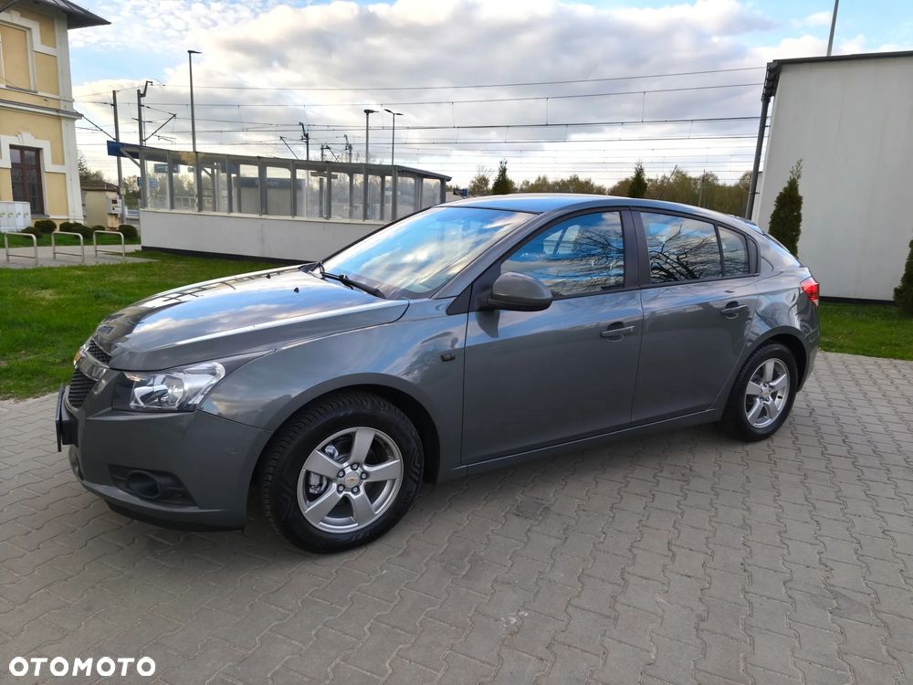 Chevrolet Cruze 1.6 LT+ - 3
