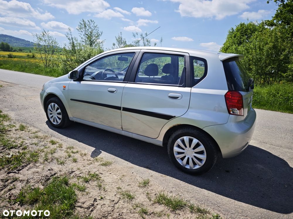 Chevrolet Kalos - 4