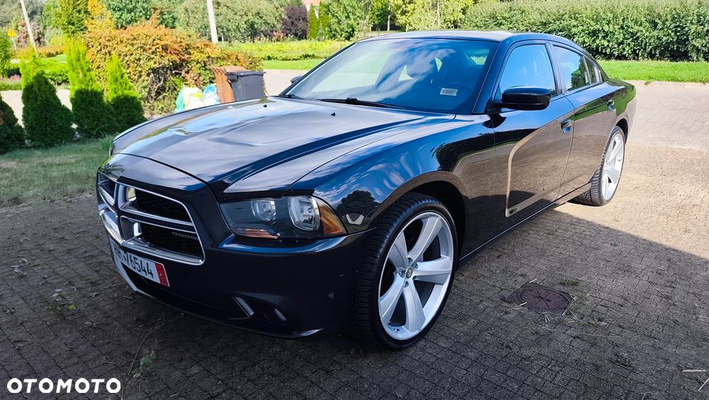Dodge Charger 3.5 V6 SXT - 38