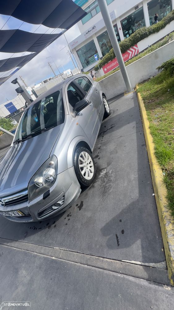 Opel Astra 1.4 Elegance - 2