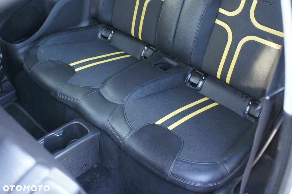 Opel Adam 1.4 Black Jack S&S - 19