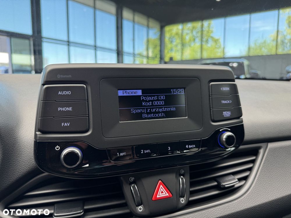 Hyundai i30 1.5 DPI Classic + - 35