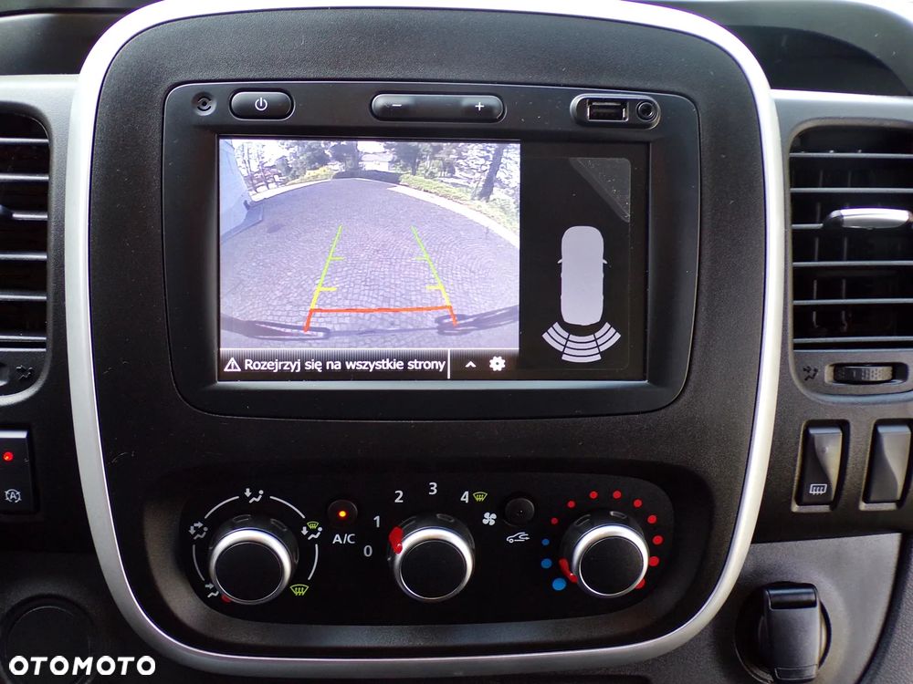 Renault Trafic Grand SpaceClass 2.0 dCi - 22