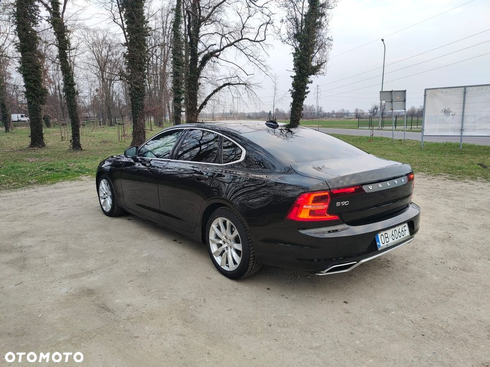 Volvo S90 - 1