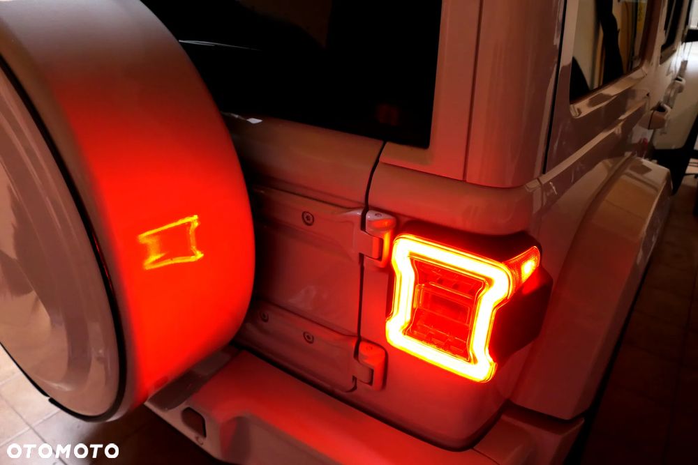 Jeep Wrangler 2.0 4xe Plug-In Hybrid Hardtop Sahara - 35