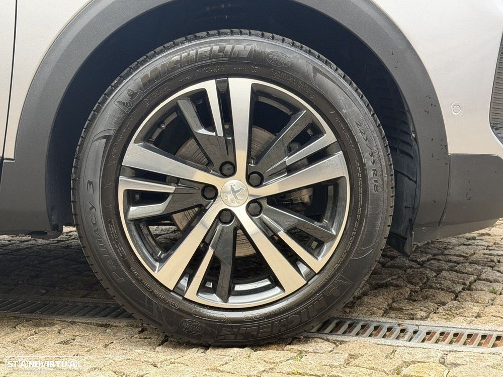 Peugeot 5008 1.2 PureTech Allure Pack EAT8 - 6