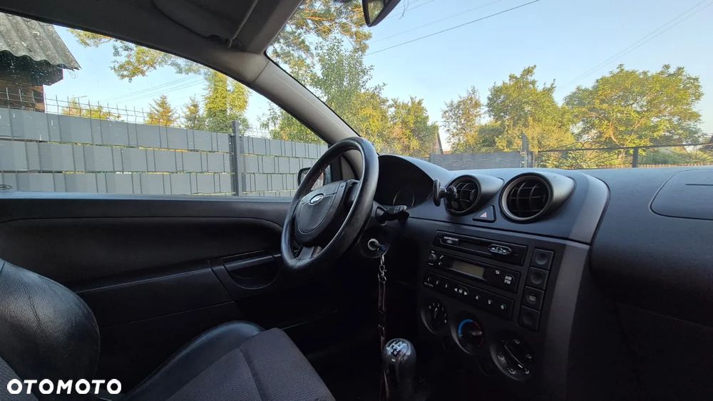 Ford Fiesta 1.4 TDCi - 8