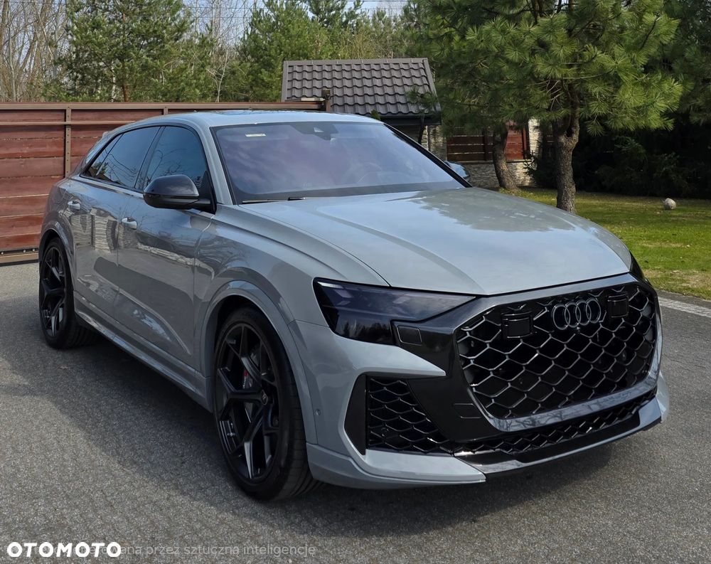 Audi RS Q8 - 7