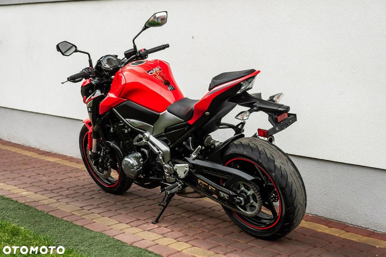 Kawasaki Z - 4