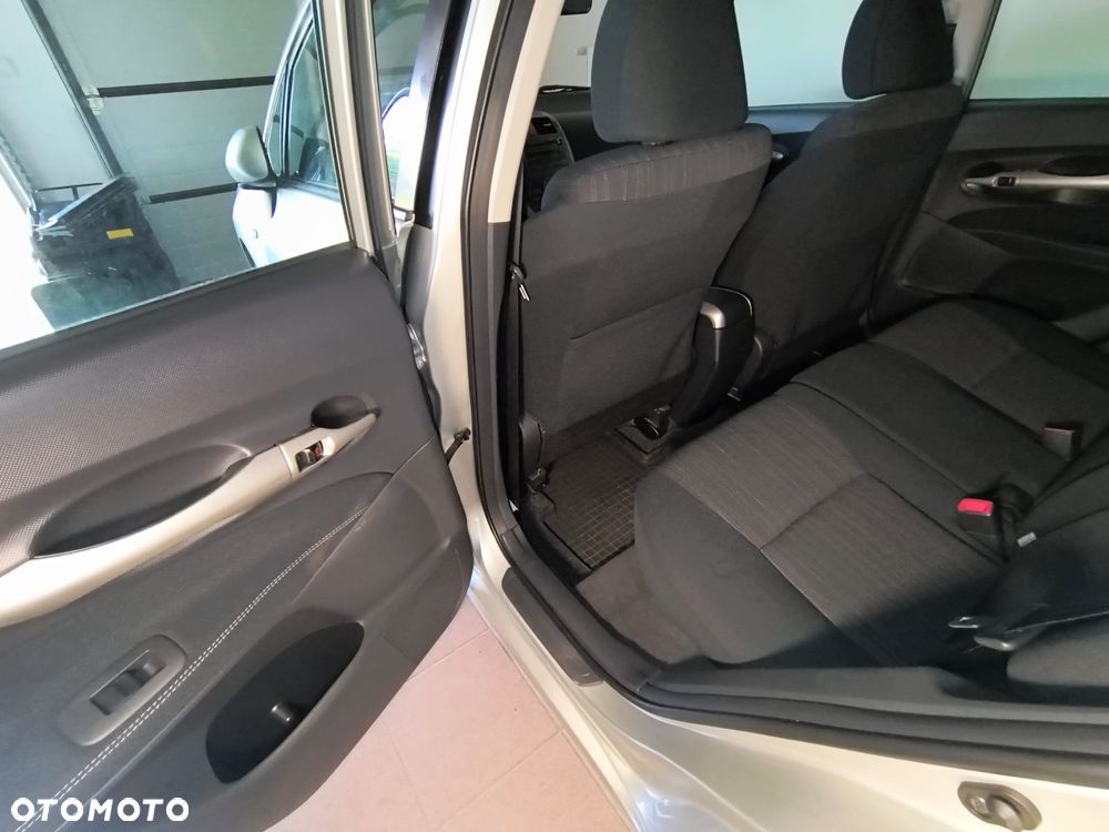 Toyota Auris - 6