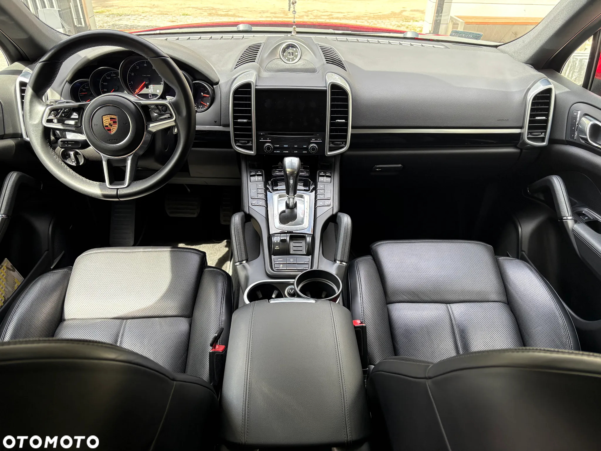 Porsche Cayenne Standard - 13
