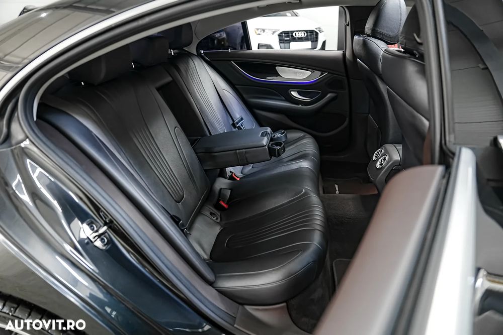Mercedes-Benz CLS 350 d 4MATIC 9G-TRONIC AMG Line - 38