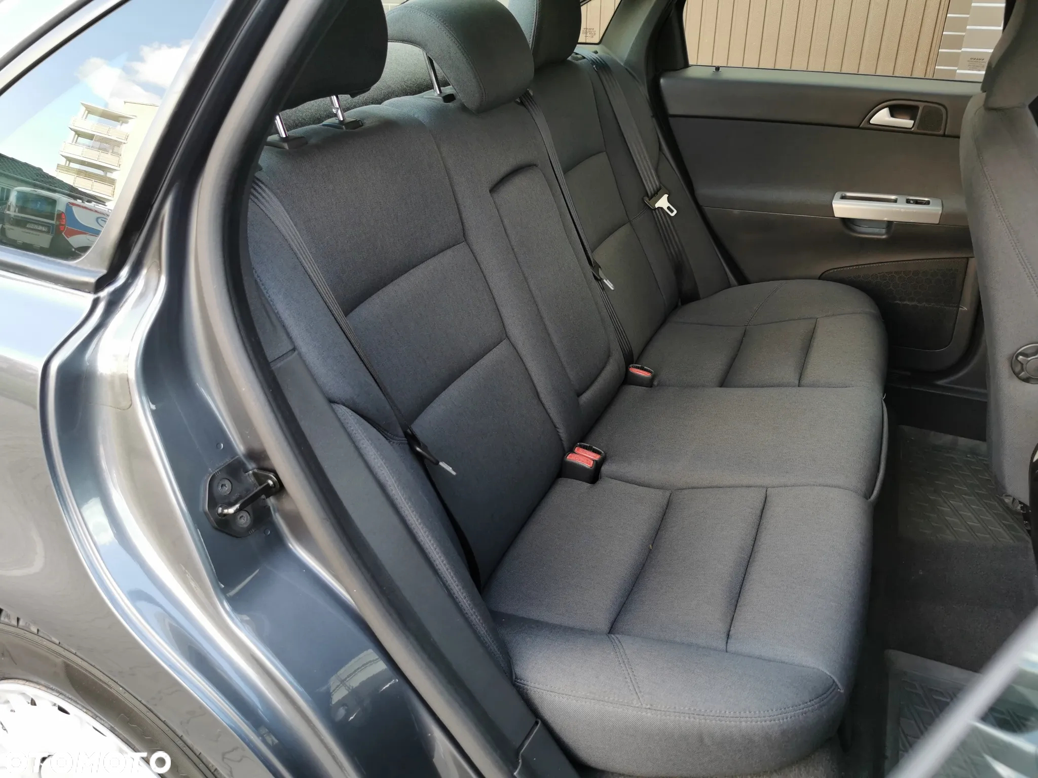 Volvo S40 1.8 Summum - 9