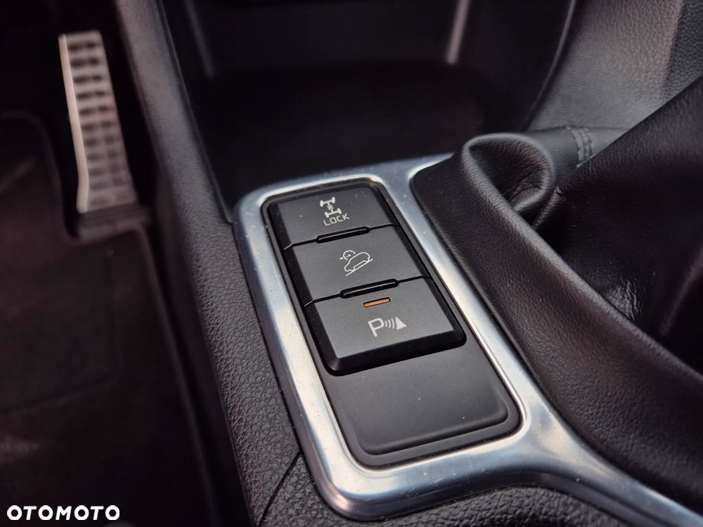 Kia Sportage 2,0 CRDI AWD GT Line - 29